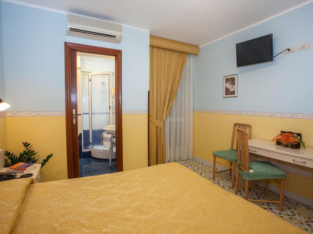 Hotel Amalfi Zimmer foto